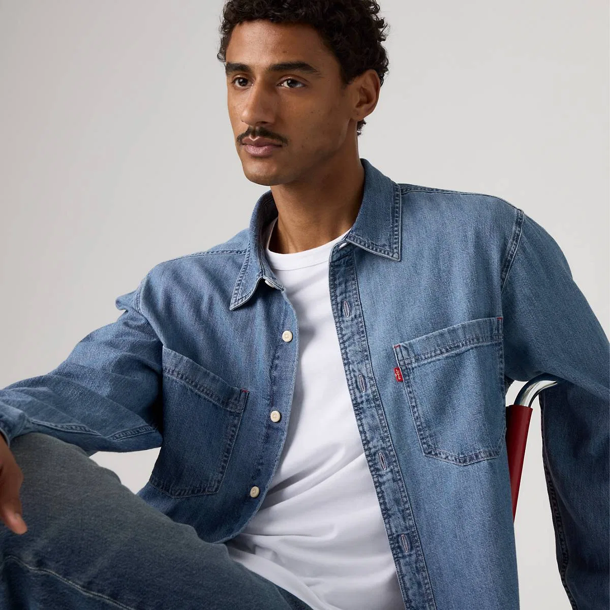 Свободная джинсовая рабочая рубашка Mariposa Levi's, Ani Mid Wash - Medium Wash