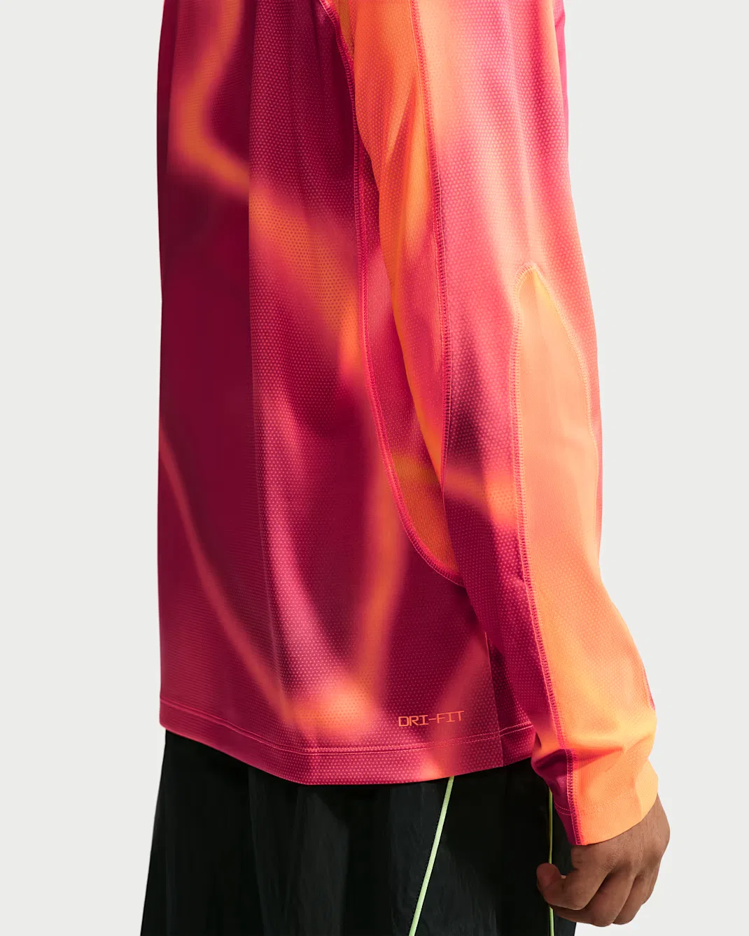 Мужская футболка с длинными рукавами Dri-FIT Gleam Nike Project F.R.O.G., Bright Crimson/Total Orange/Mystic Dates/Total Orange — фото 2