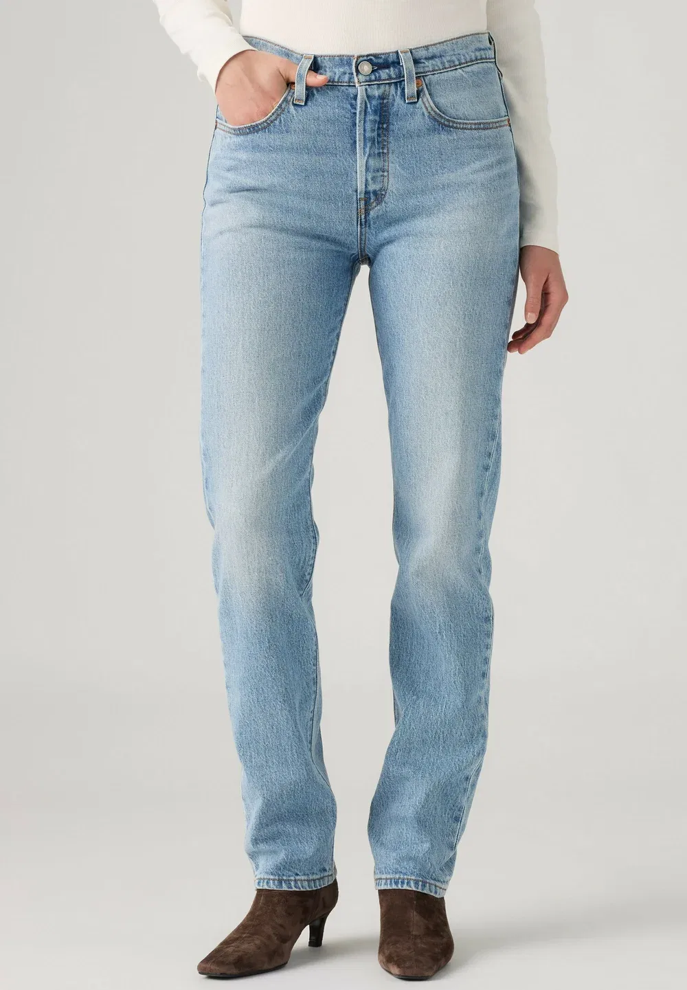 Женские джинсы 501 - джинсы прямого кроя Levi'S, Pretty Pleasing - Med Indigo - Worn In -