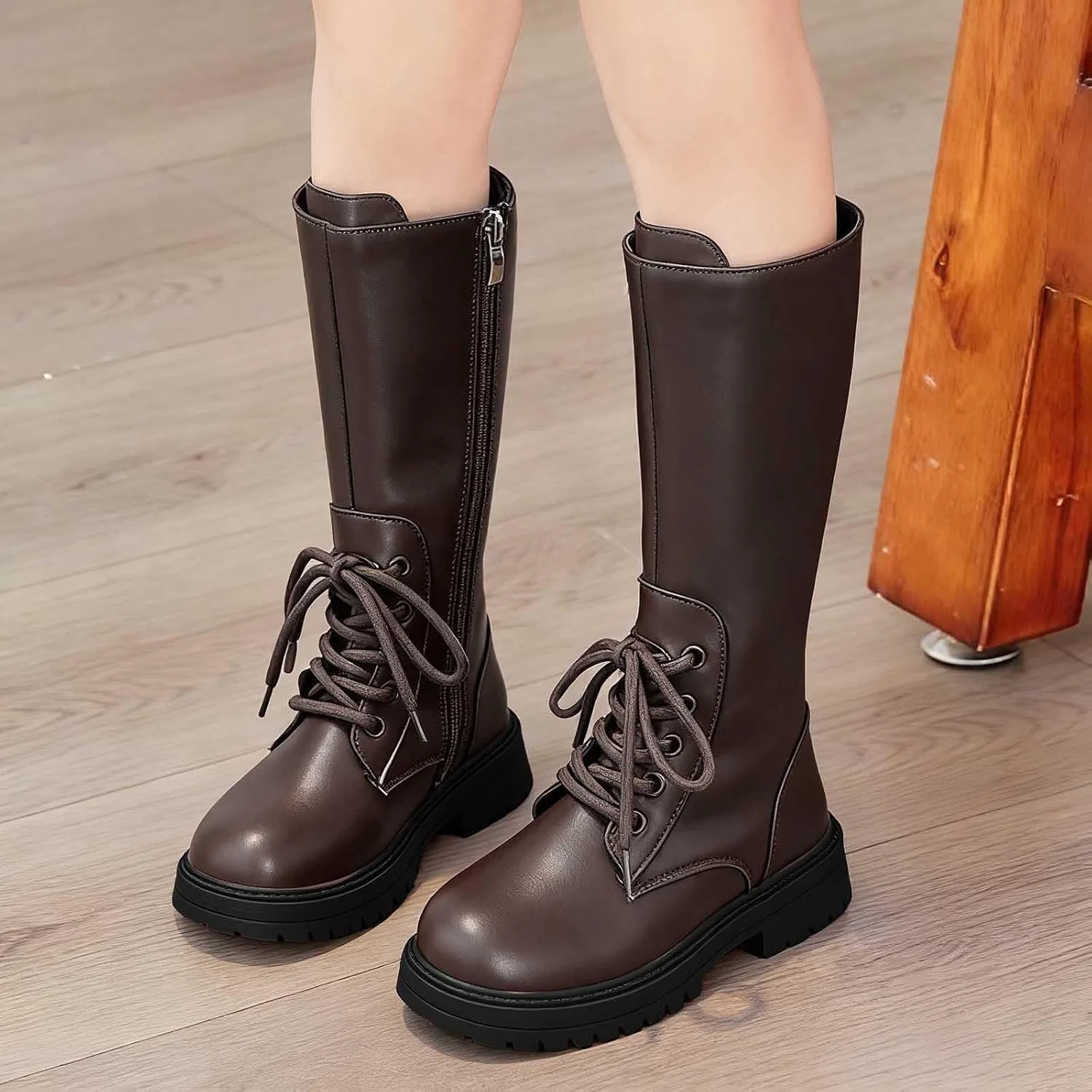 Детские ботинки для девочек с принтом, модель Girls Knee Length Boots Mid Calf Riding Boots PU Leather Zipper Punk Goth Boot Fall Winter Bowknot Combat Boot Little Big Kid, Brown — фото 2