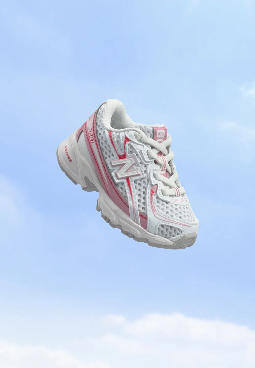740 унисекс - детская обувь New Balance, White/Pink Taffy/Team Red/Earth Pink Tint