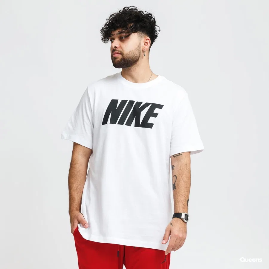 Футболка спортивная с коротким рукавом Nike Sportswear DX1981-100, Белый