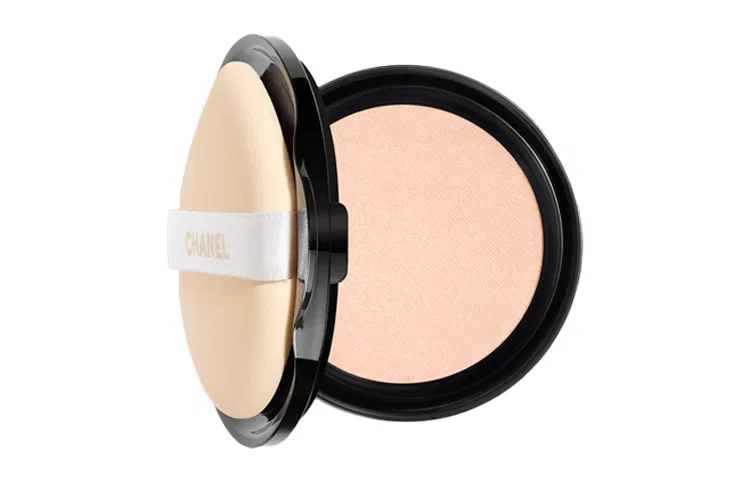 Женская тональная основа-подушечка сменный блок Beige Foundation Refill Pack CHANEL, B10 — фото 2