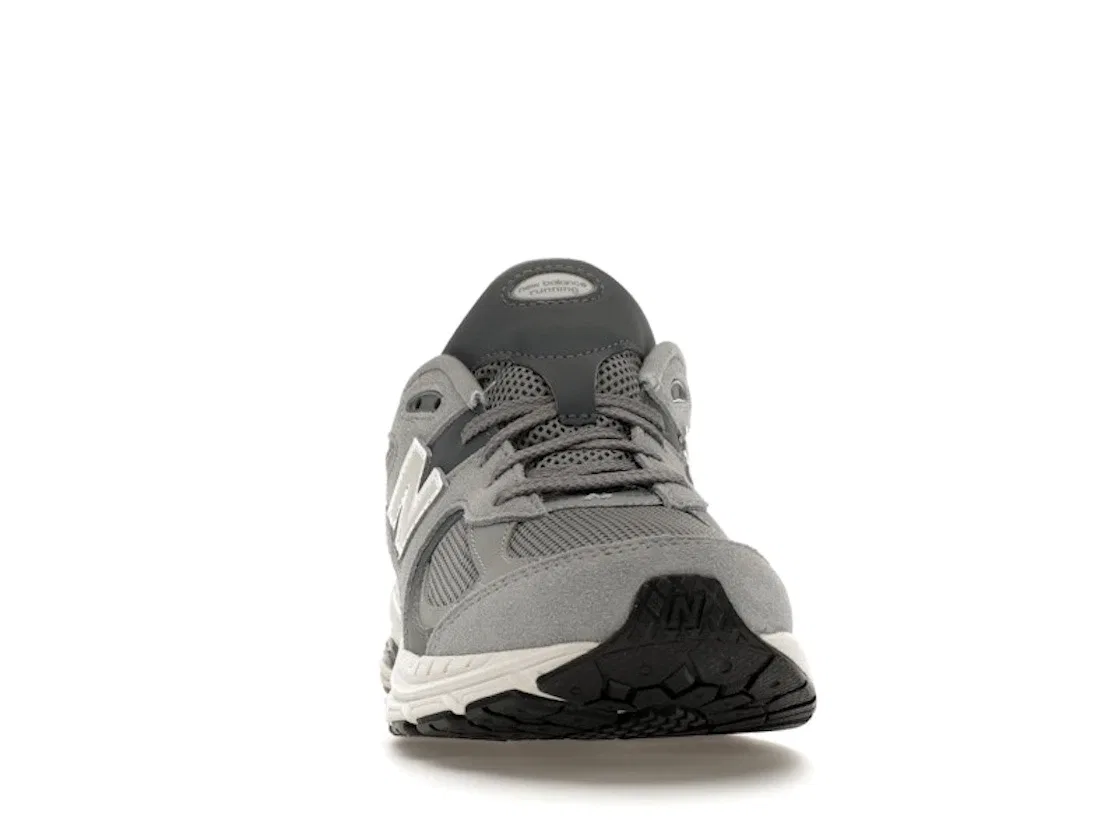 Детские кроссовки Lifestyle New Balance 2002R, Steel/Lead — фото 2