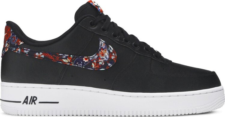 

Кроссовки Nike Air Force 1 '07 'Floral', черный