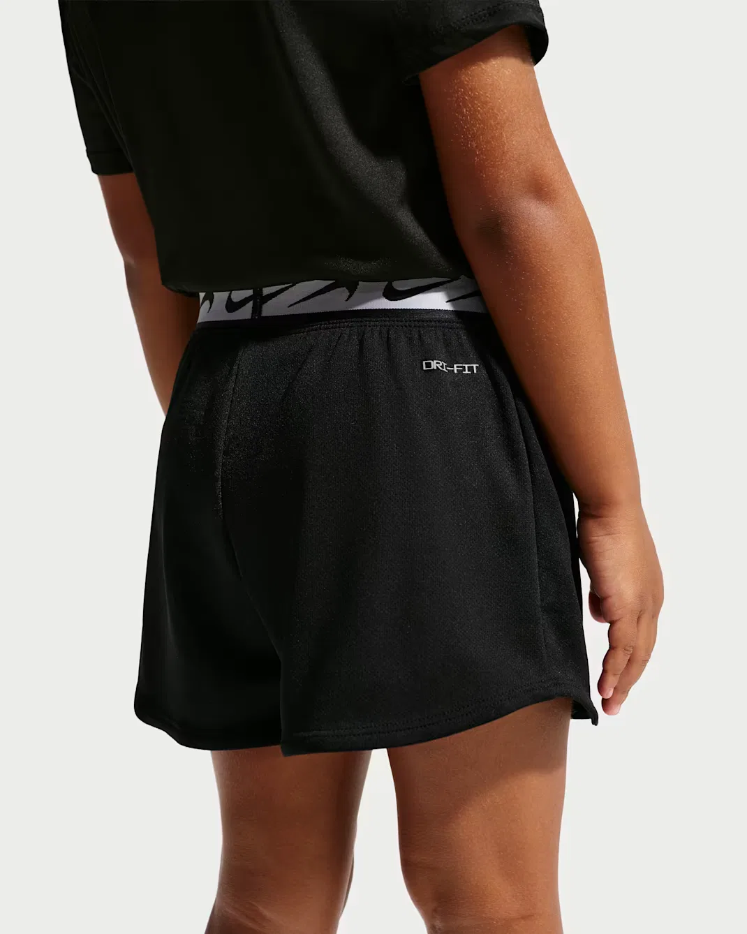 Детские трикотажные шорты Dri-FIT Nike, Black — фото 3