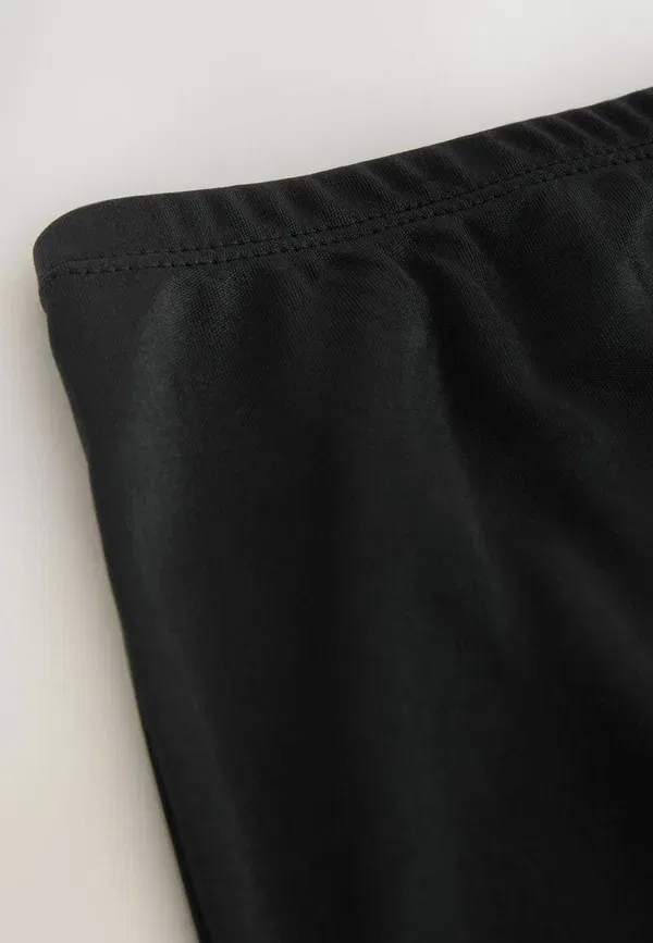 Юбка трапециевидная Short fit - microfibre comfort slip skirt Next, черный — фото 4