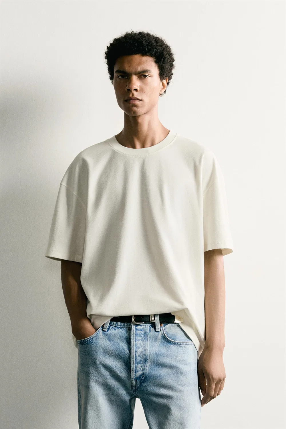 Футболка свободного кроя с декоративными швами. ZARA, Oyster-white — фото 2