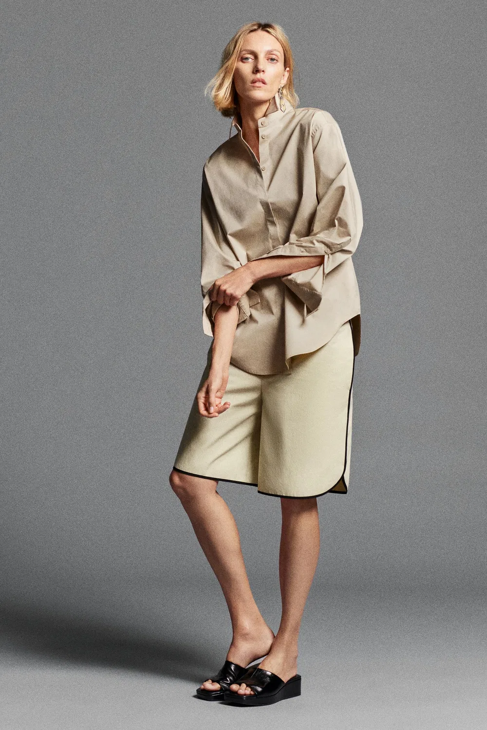 Рубашка с воротником в стиле смокинга из коллекции ZW. ZARA, Light beige