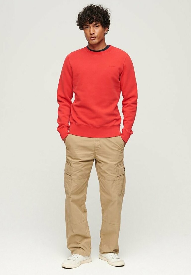 

Толстовка VINTAGE WASHED Superdry, цвет varsity red