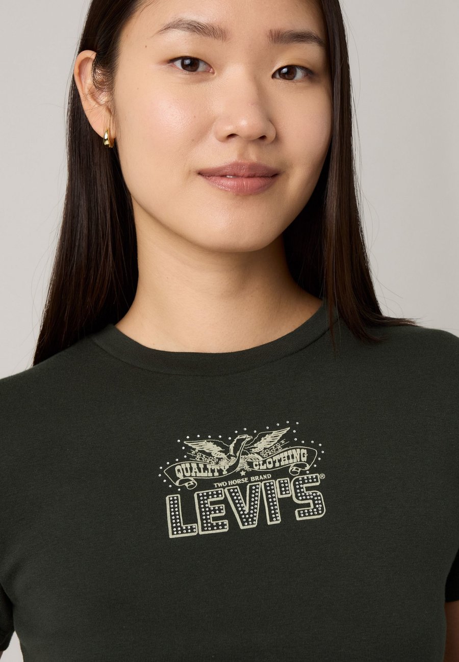 Футболка Levi's ESSENTIAL SPORTY TEE, Archival Pirate Black/Black — фото 4