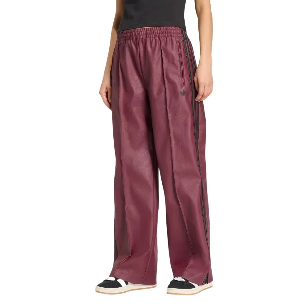 Женские спортивные брюки из кожзаменителя Firebird Loose Adidas, цвет Burgundy — фото 2