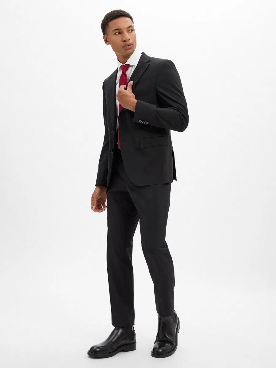 Брюки BOSS Regular Pleated Pants 'Leon' черного цвета — фото 4