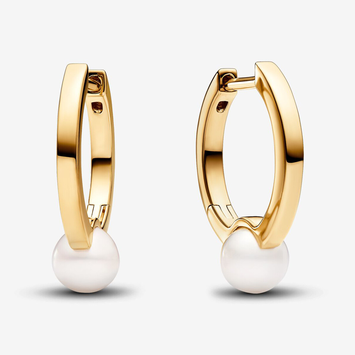 

Серьги Pandora Treated Freshwater Cultured Pearl, золото