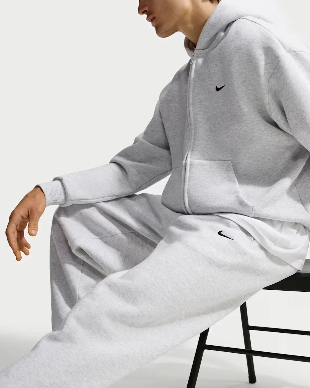 Мужские брюки с манжетами Nike Solo Fleece, Birch Heather/Black — фото 4