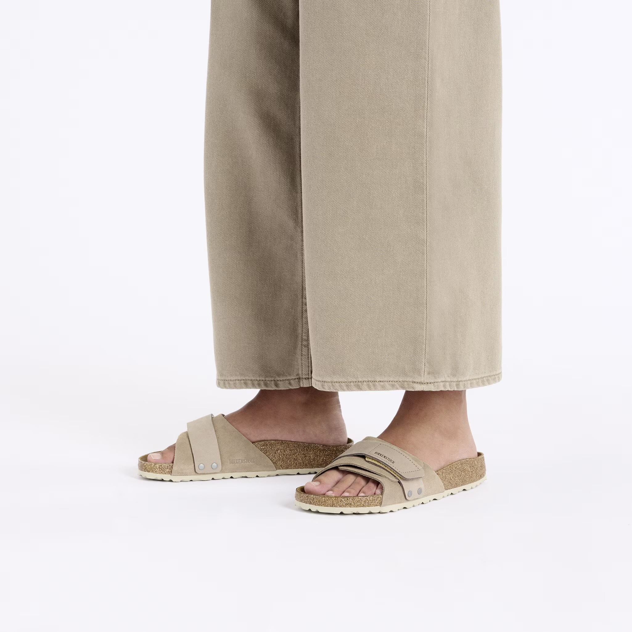 Сандалии Birkenstock Oita Suede Leather 1027939/1028056, серо-коричневый — фото 3