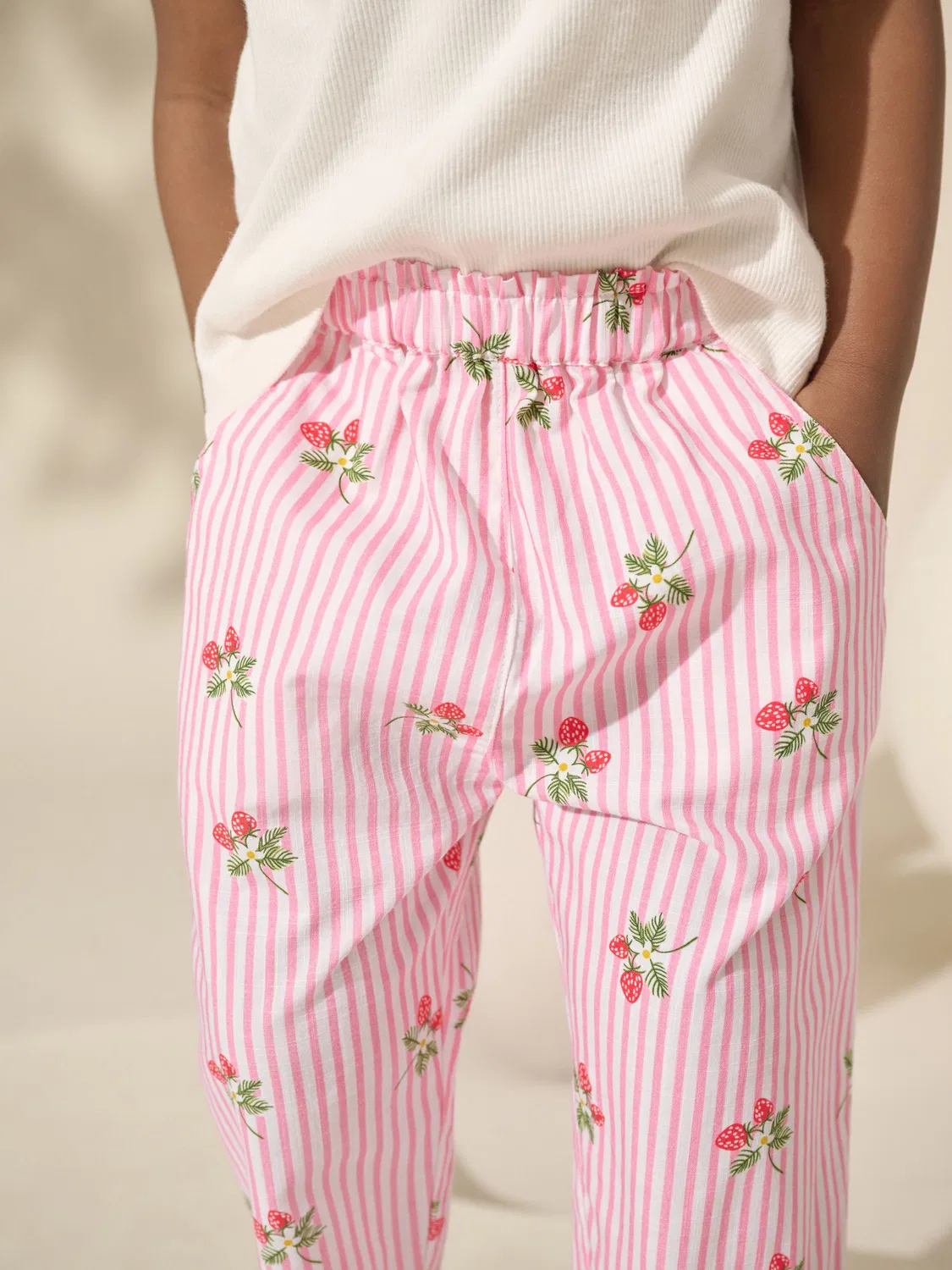 Брюки-бананы со стразами, модель Pink Strawberry Next, розовый — фото 4