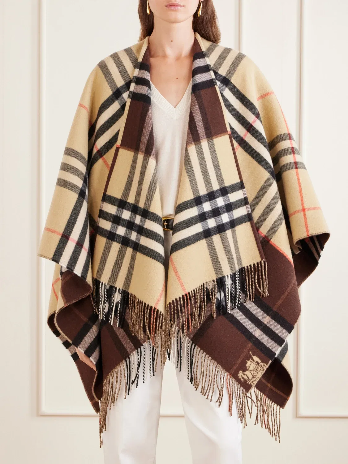 Кашемировая накидка в клетку с бахромой BURBERRY, коричневый — фото 3