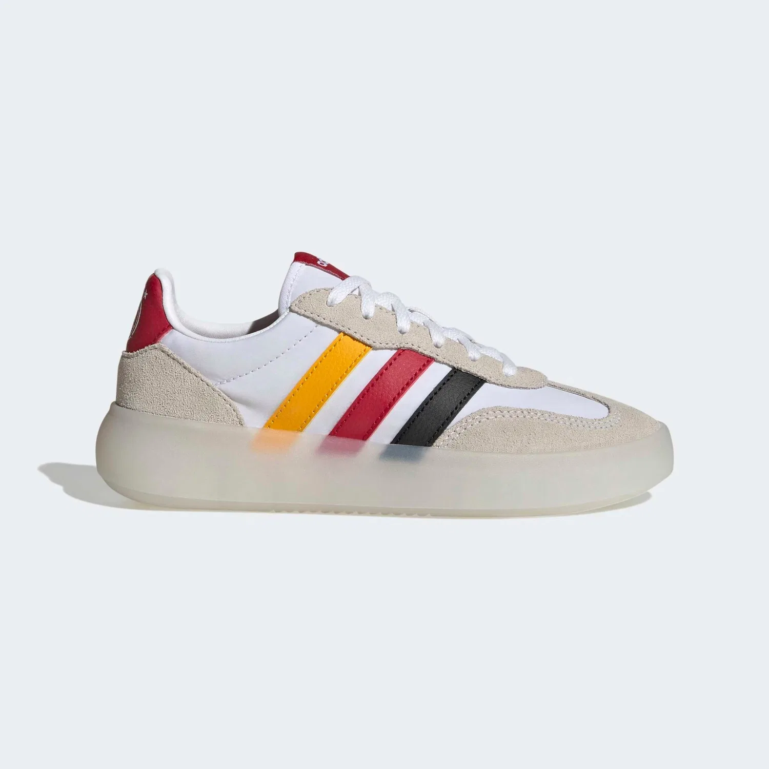 Детские футбольные бутсы с низким профилем Barreda Decode Kids Adidas Performance, Ftwwht/Cogold — фото 2