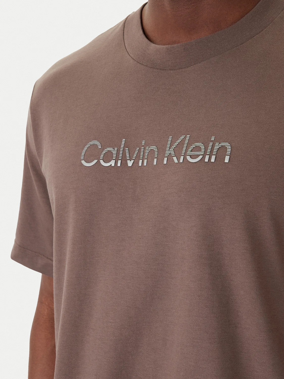 Мужская футболка стандартного кроя Calvin Klein, бежевый — фото 4