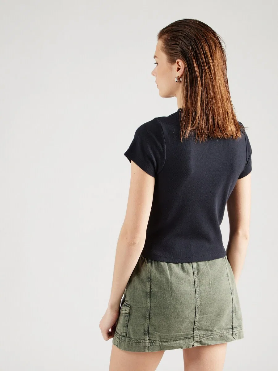 Футболка LEVI'S 'Essential' черного цвета — фото 3