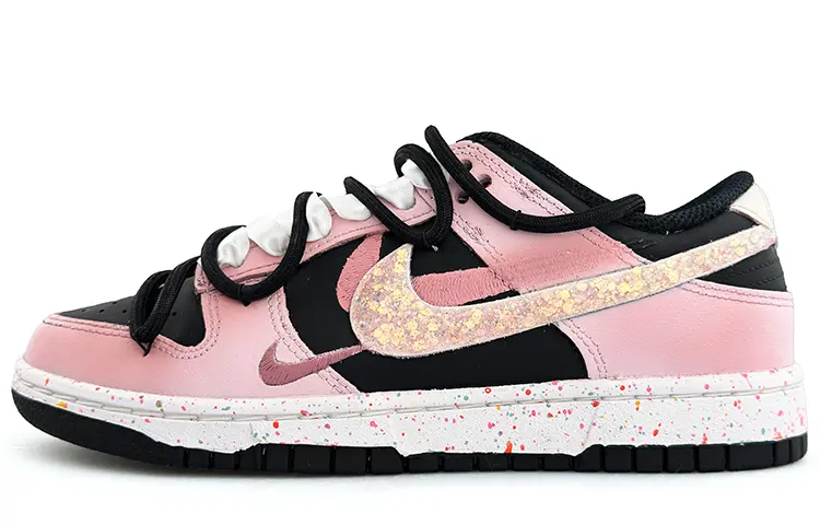 

Женские кроссовки для скейтбординга Nike Dunk Low, black