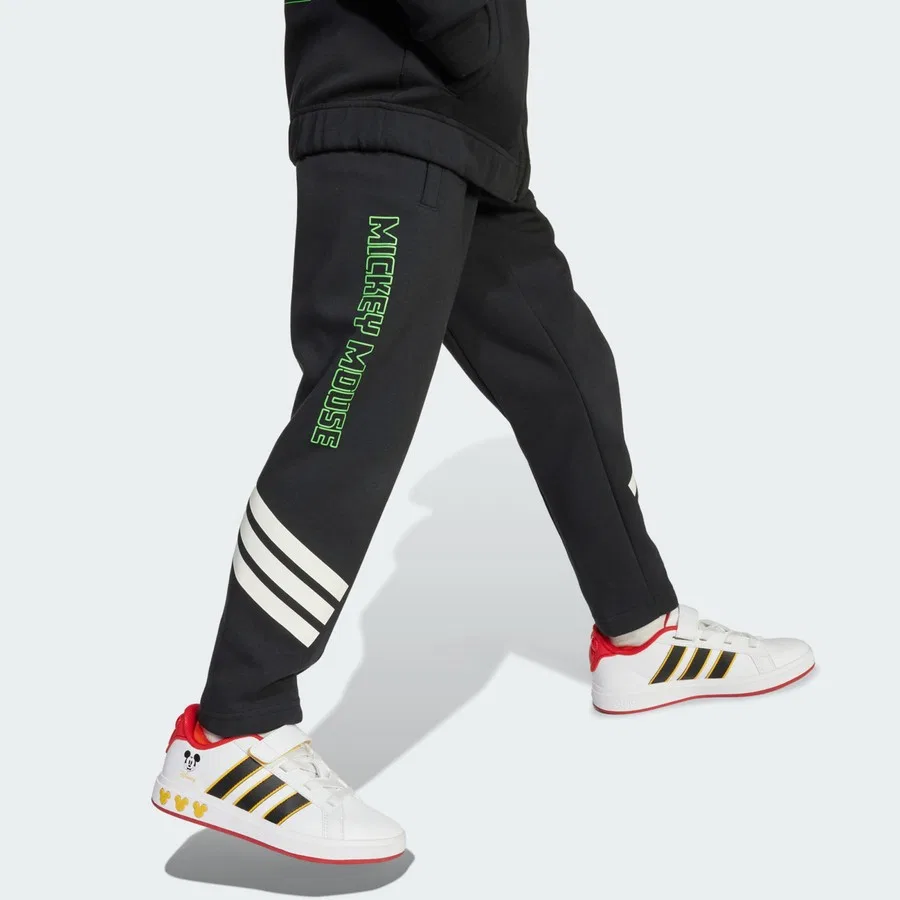 Детские спортивные штаны с принтом Mickey Mouse Adidas Sportswear JL9189, Черный — фото 4