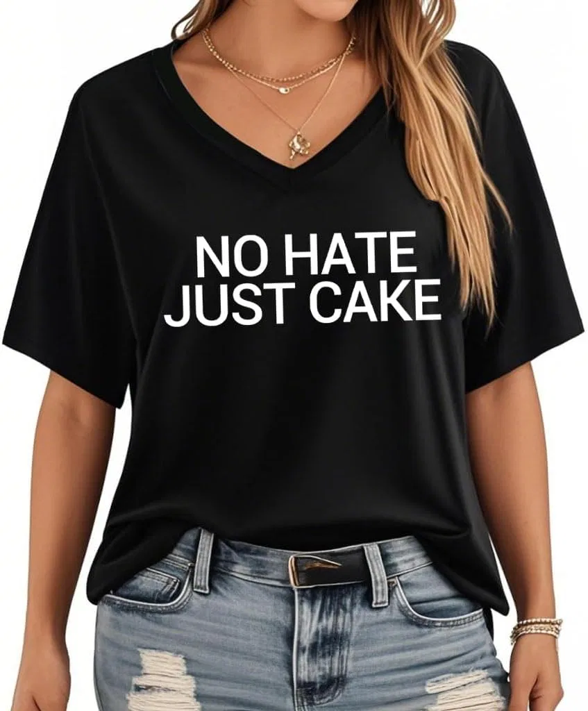 Женская футболка с принтом No Hate Just Cake, Black