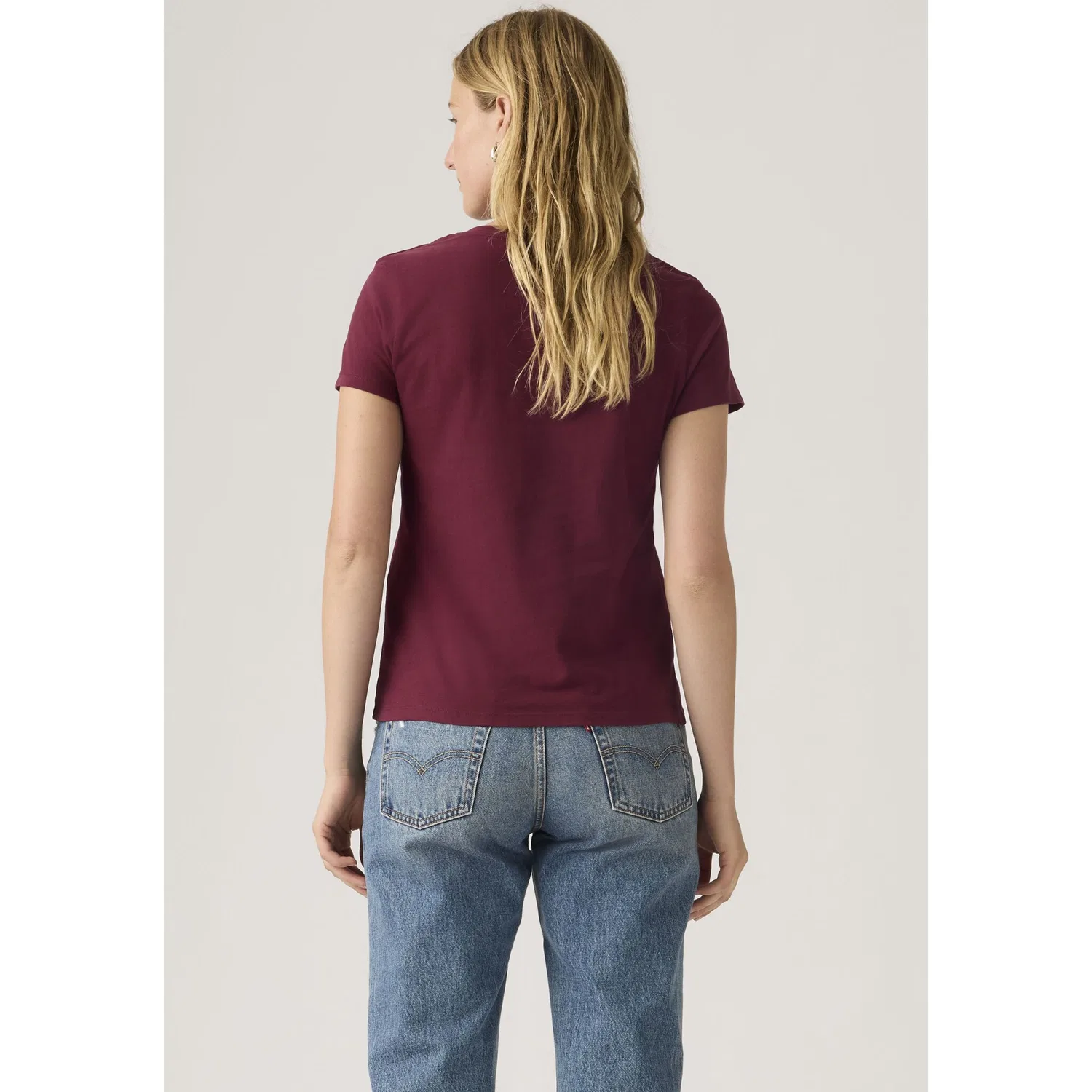 Женская футболка с V-образным вырезом Levi's, Tawny Port Cotton — фото 3