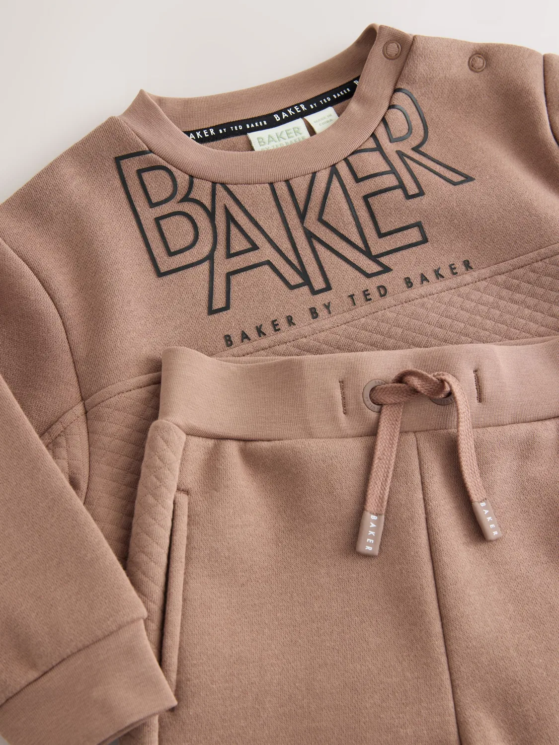 Детский спортивный костюм из 2 предметов Stone Quilted Baker by Ted Baker, серый