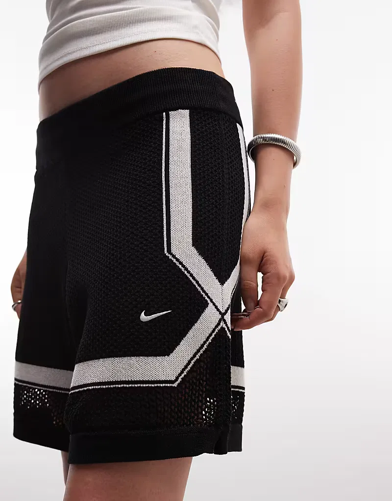 Вязаные шорты Nike Sportswear Chill с поясом, черный — фото 3