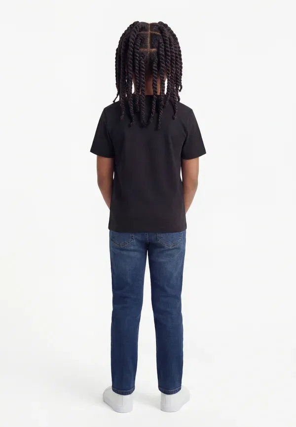 Комплект из 3 футболок унисекс - базовая футболка Abercrombie & Fitch — фото 2
