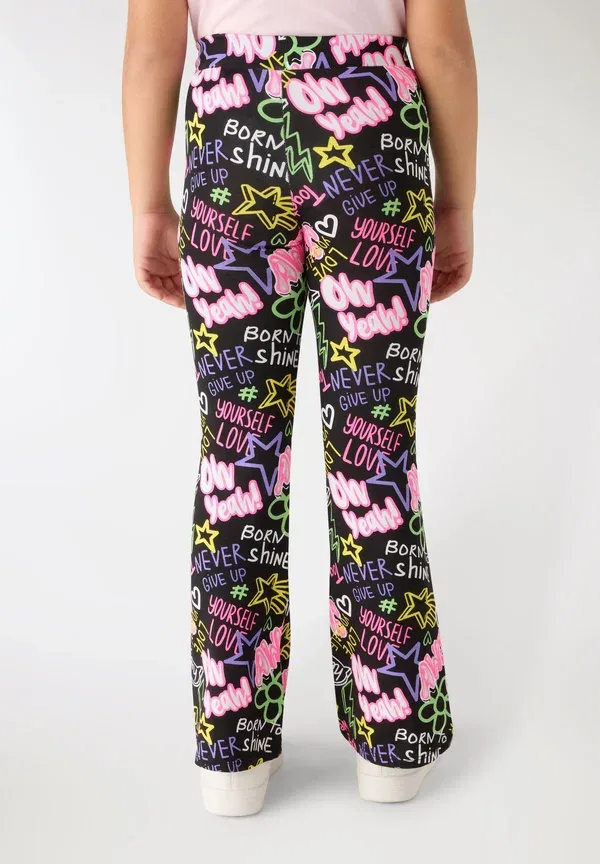 Брюки с принтом, Graffiti trousers, Terranova, черный — фото 3