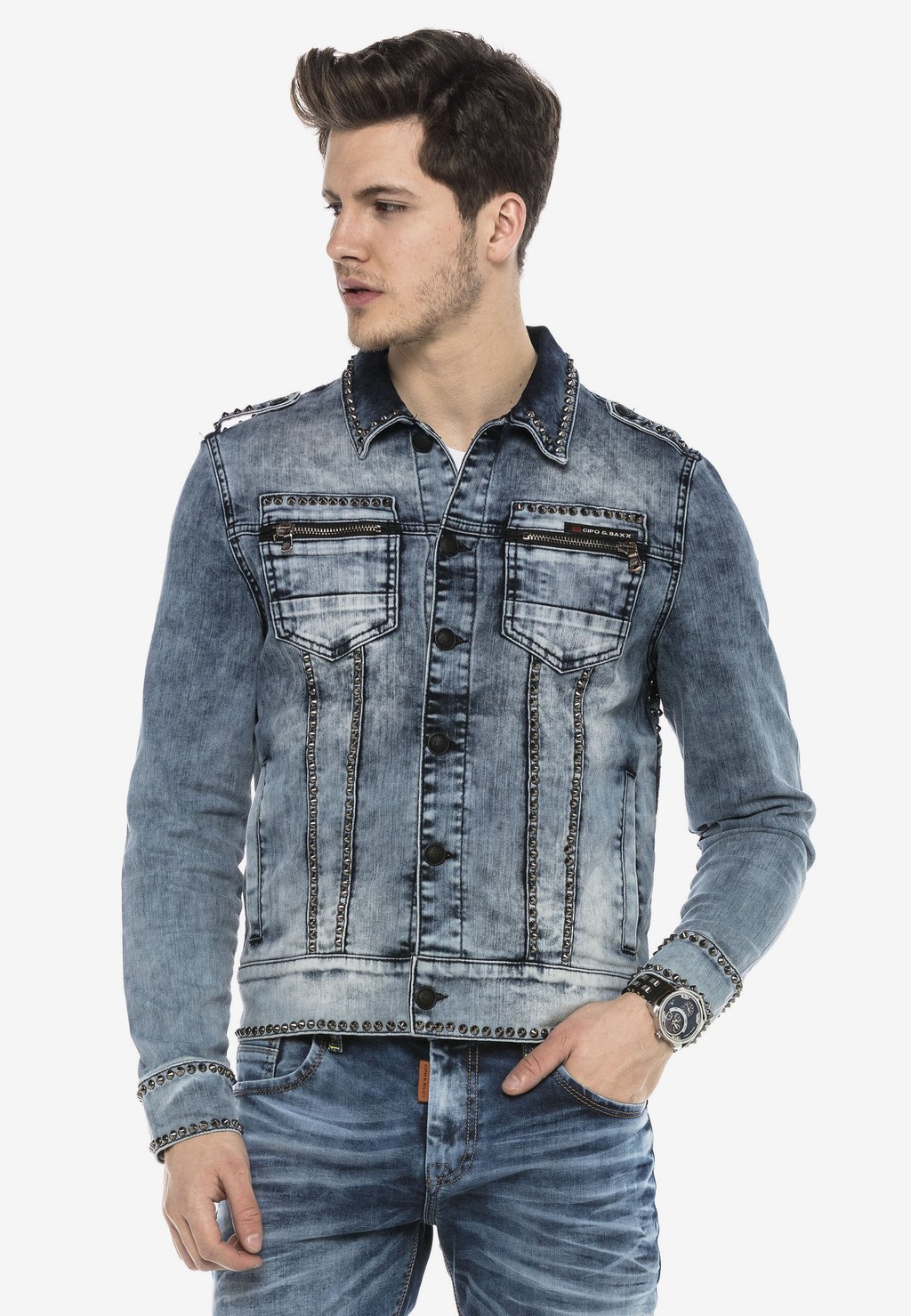 

Джинсовая куртка MIT SLIVERFARBENDE METALLDETAILS Cipo & Baxx, синий
