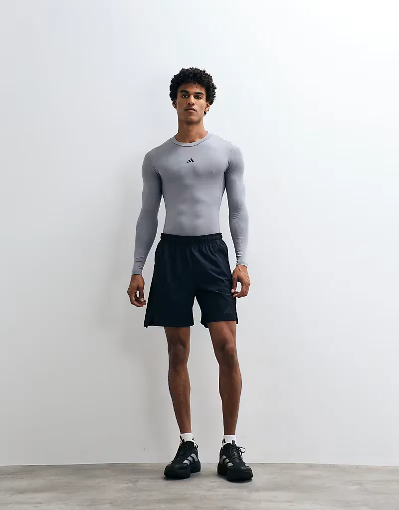 Футболка тренировочная компрессионная с длинным рукавом Adidas Performance Techfit, серый — фото 2