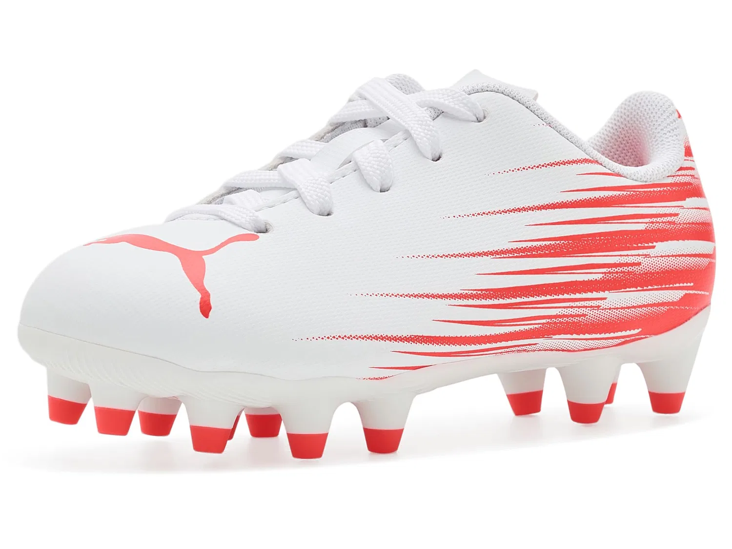 Бутсы Attacanto II Firm, Artificial Ground Soccer Cleats (для малышей, маленьких и больших детей) Puma Kids, Puma White/Ultra Red
