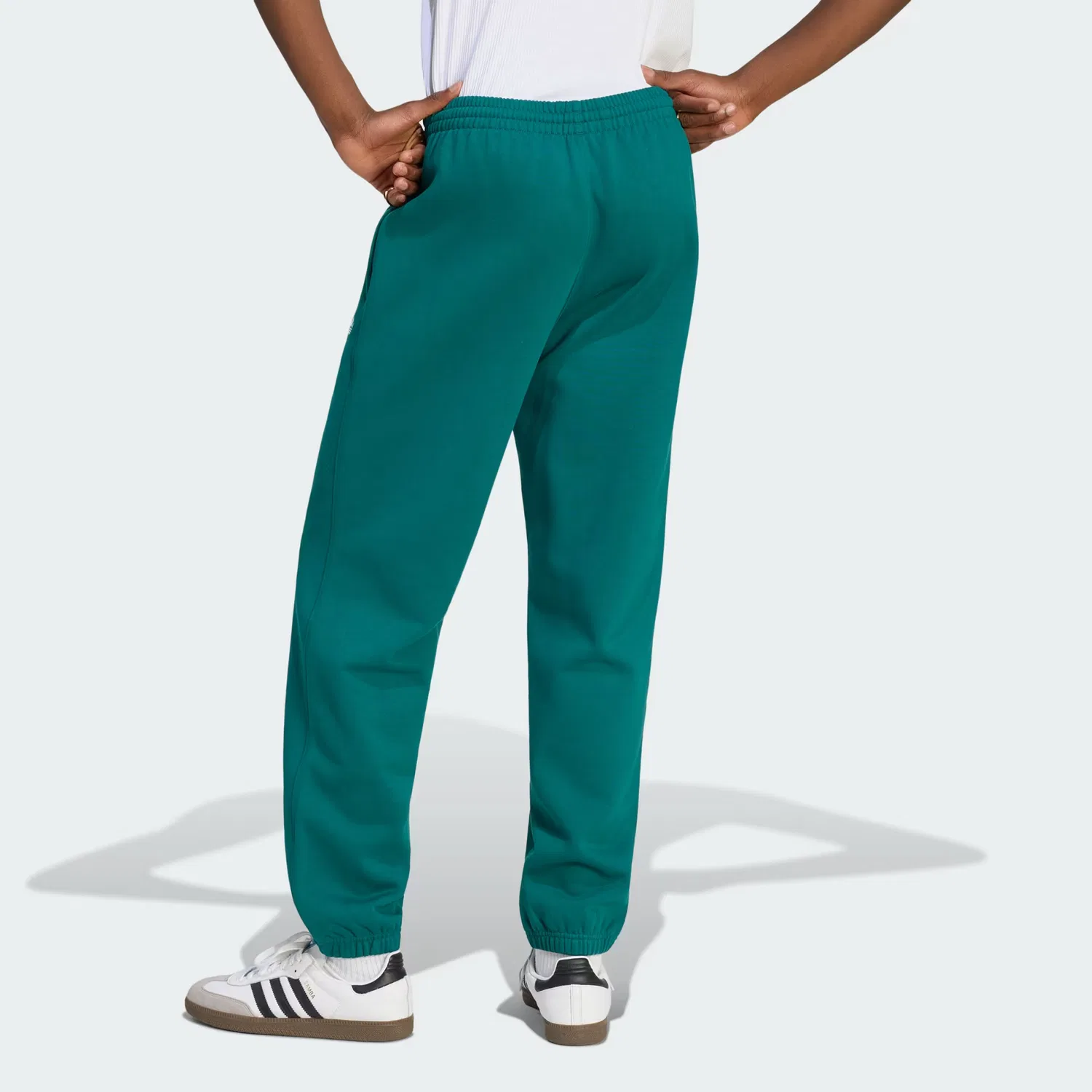 Мужские спортивные брюки из флиса со стандартной посадкой Trefoil Essentials Adidas Originals, насыщенный зеленый — фото 2