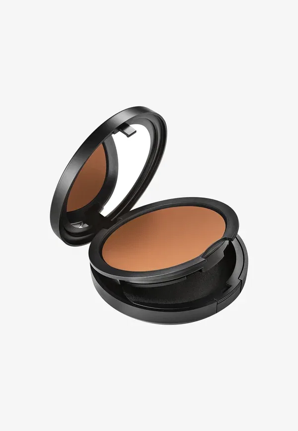 Пудра-основа с матирующим финишем Studio Fix Powder Plus Foundation Mac, nw43 12 г, цвет nw43 — фото 2