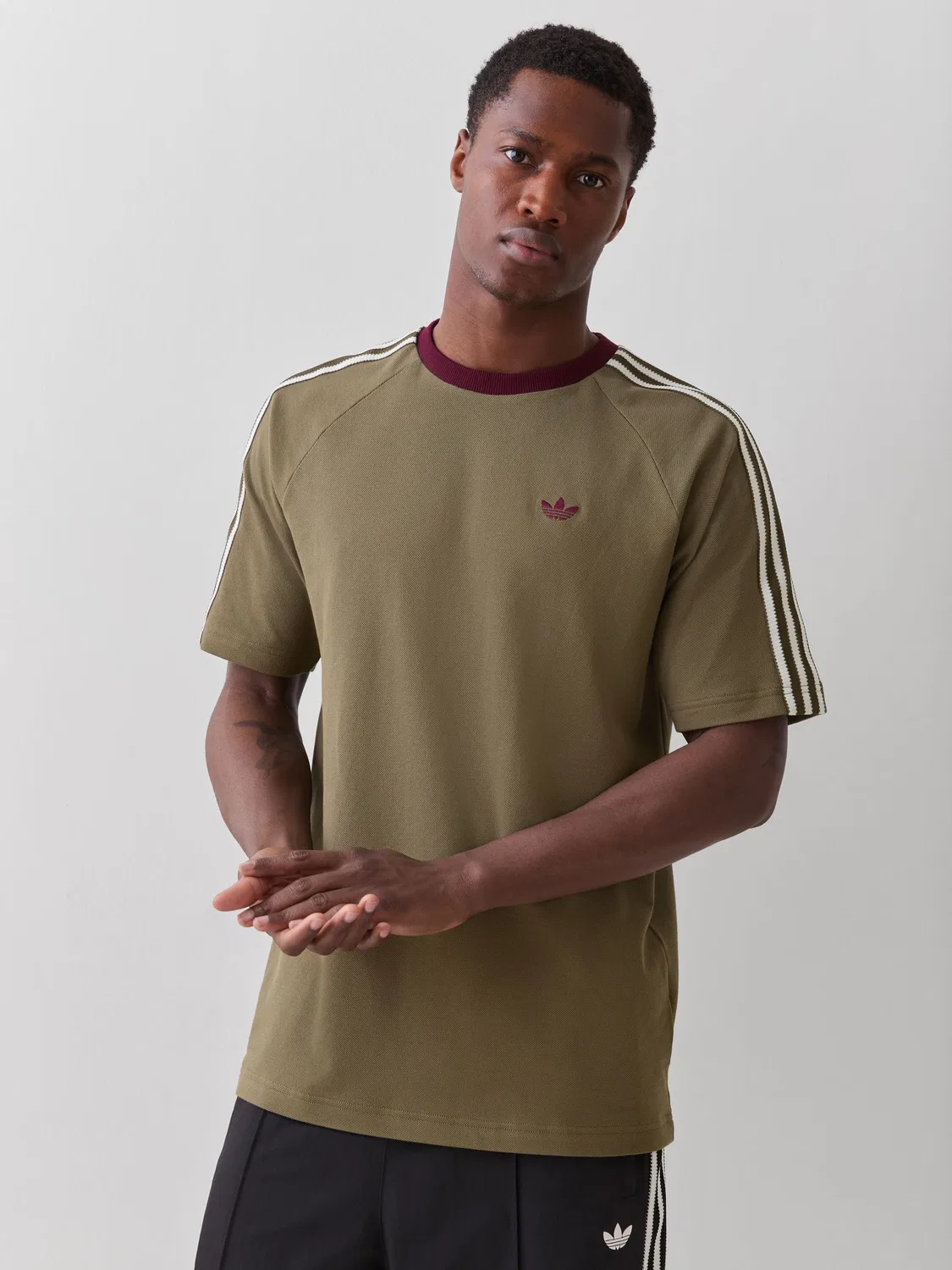 Футболка с коротким рукавом Britcore, adidas Originals, оливковый