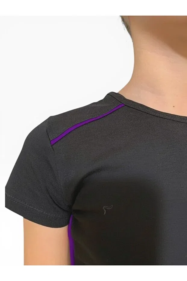 Детская футболка для девочек с принтом She Can Wear, Mix With A Name — фото 4