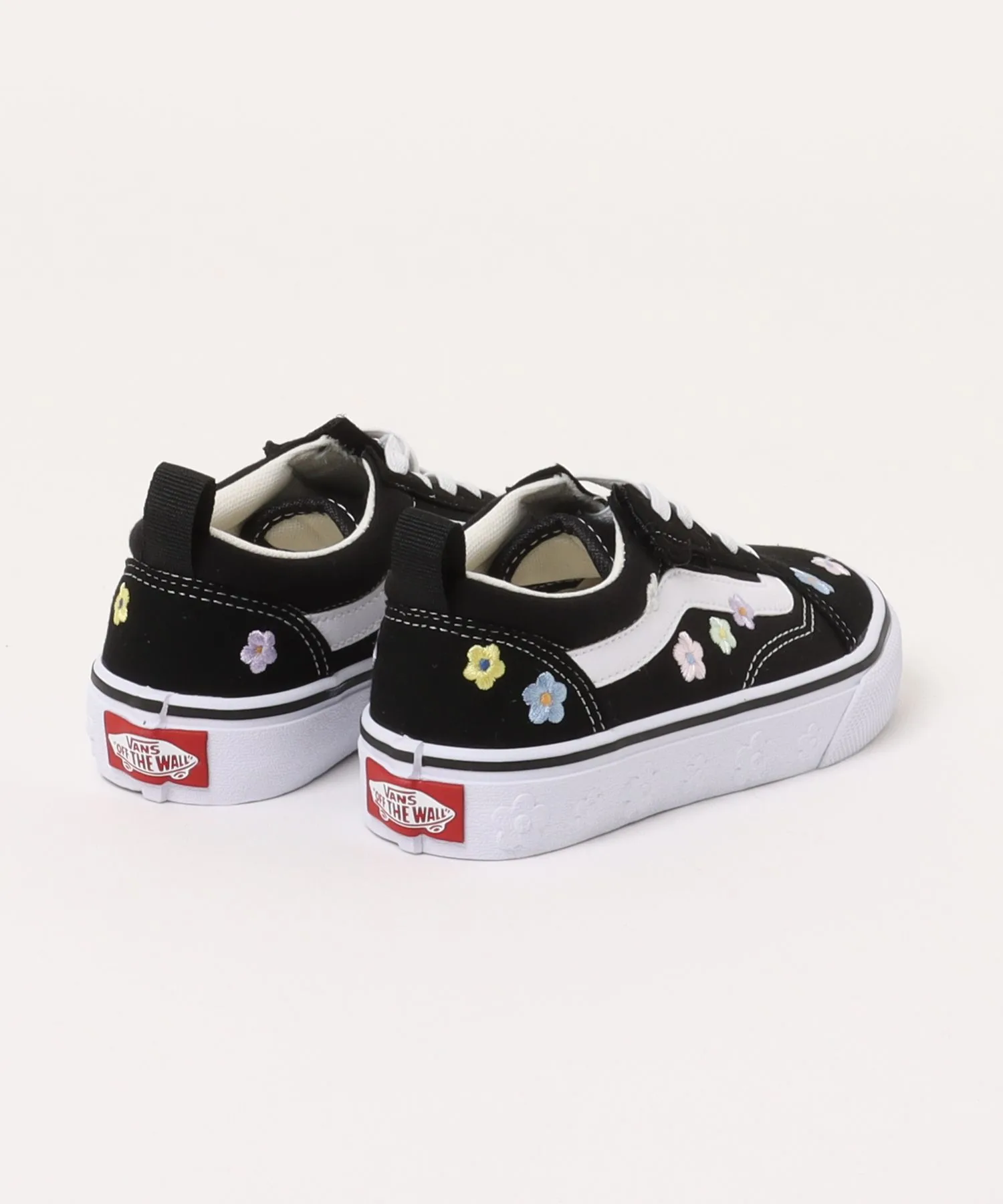 Детские кроссовки на липучках VANS OLD SKOOL V36PS EB.FLW черно-белые с цветочным узором — фото 2