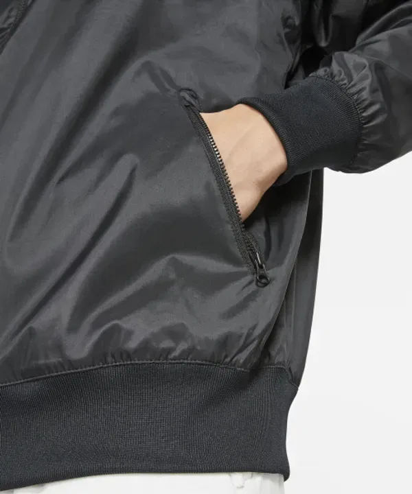 Ветрозащитная куртка с капюшоном Nike Sportswear Windrunner, черно-белая — фото 4