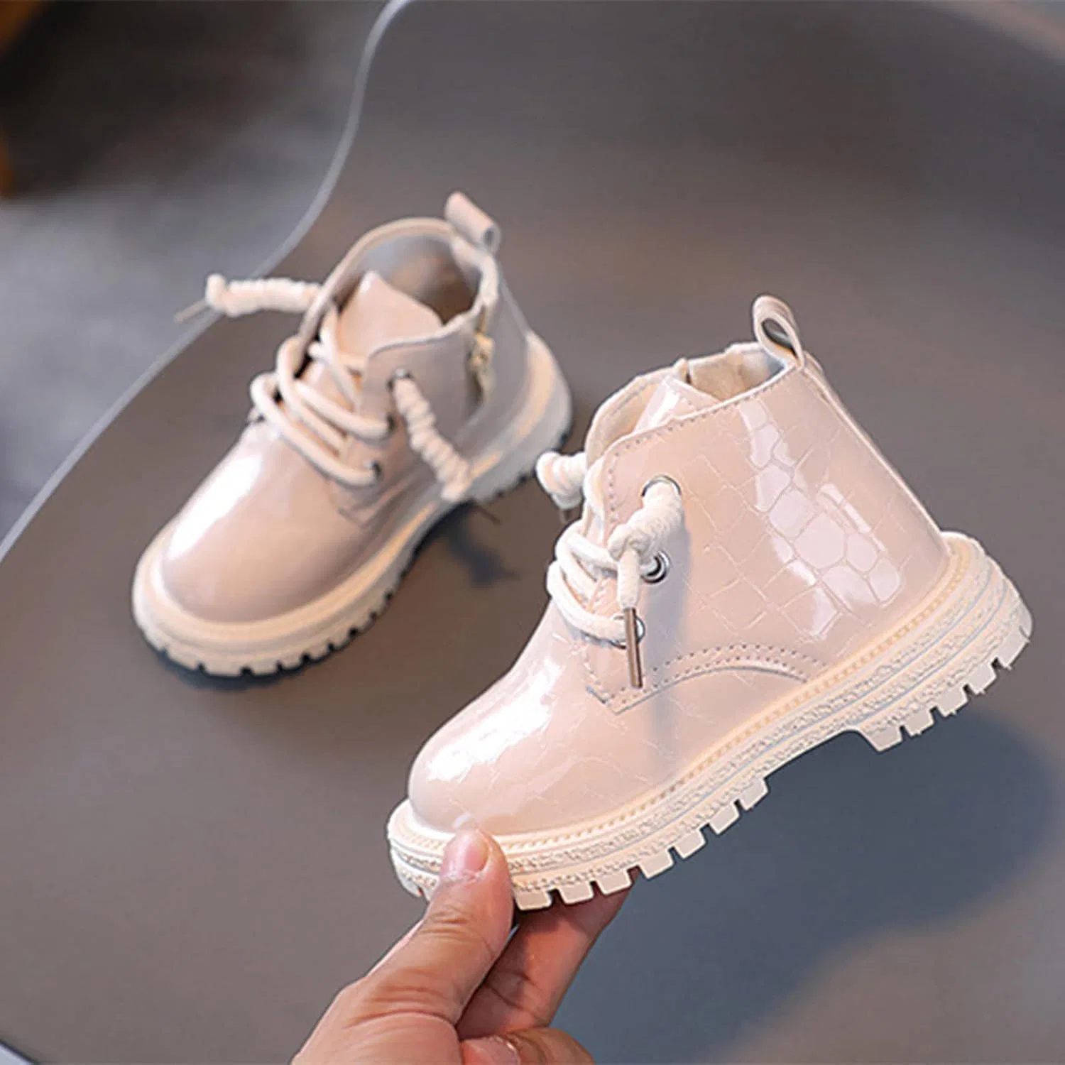 Детские ботинки на толстой подошве с принтом Fashion All Seasons Egmy, White — фото 4