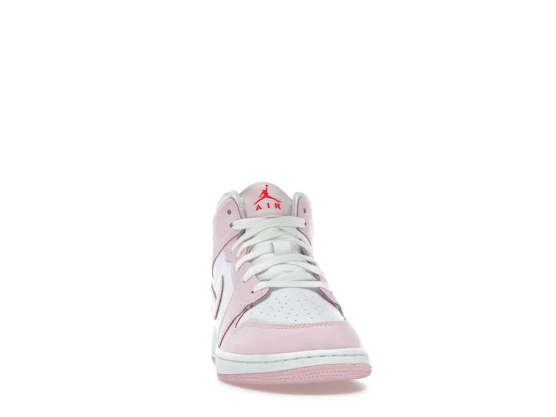 Детские кроссовки с ярким дизайном Jordan 1 Mid Pink Foam Fire Red (GS) Jordan, Pink Foam/Fire Red/White — фото 2