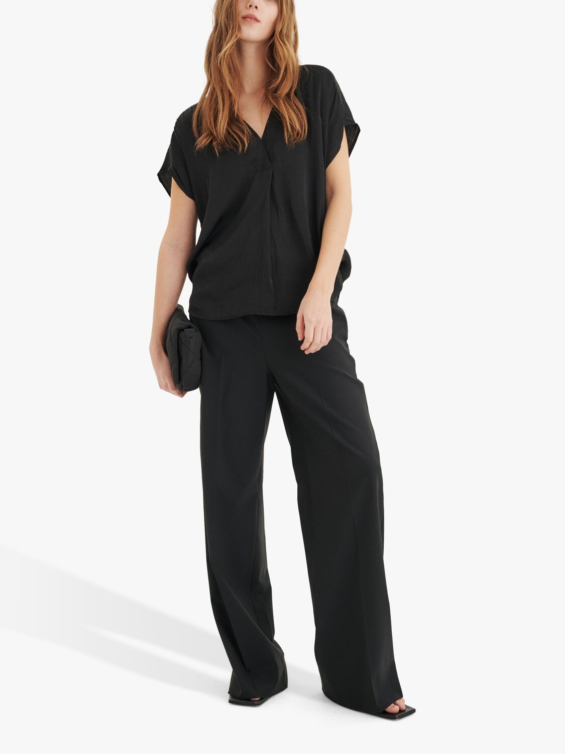 

Топ Rinda с V-образным вырезом InWear, морской синий
