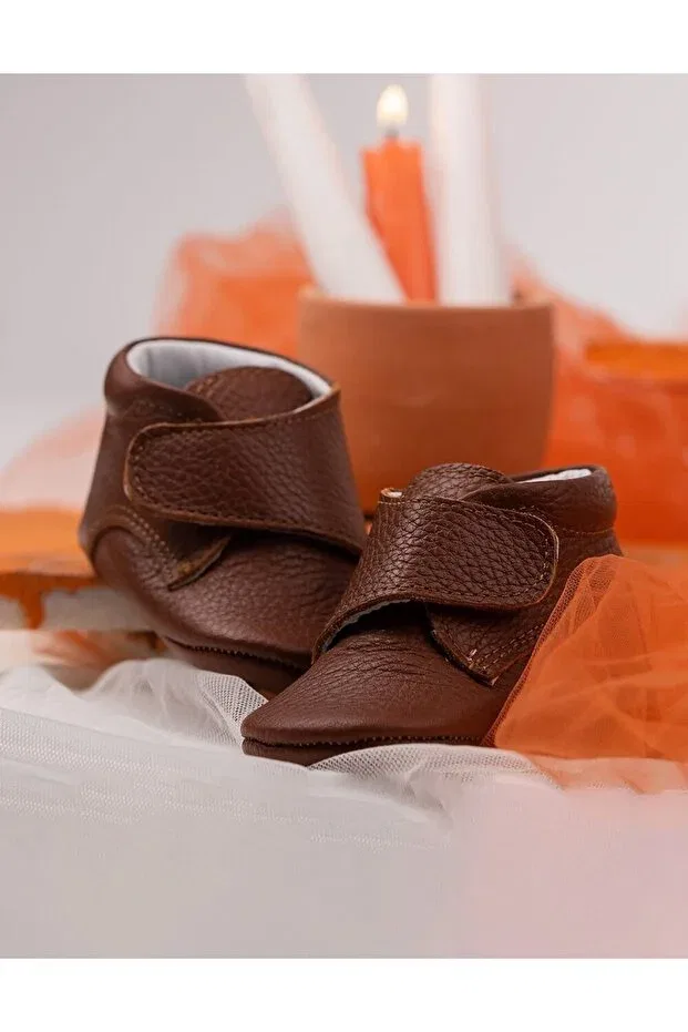 Детские ботинки для мальчиков кожаные Leo velcro Beybium, Tan Color