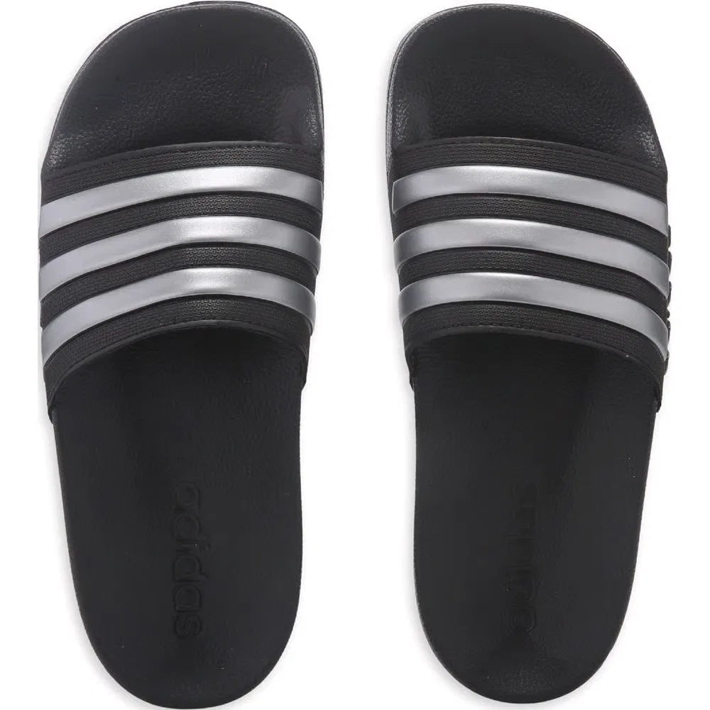 Детские сандалии-шлепанцы Adilette Adidas, Black/Metallic — фото 4