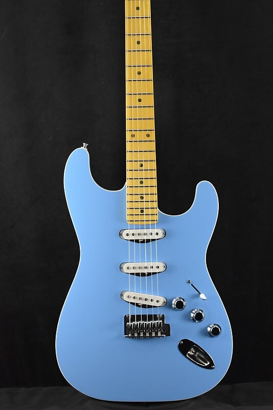 

Накладка на гриф Fender Aerodyne Special Stratocaster из калифорнийского синего клена Aerodyne Special Stratocaster California Blue Maple Fingerboard