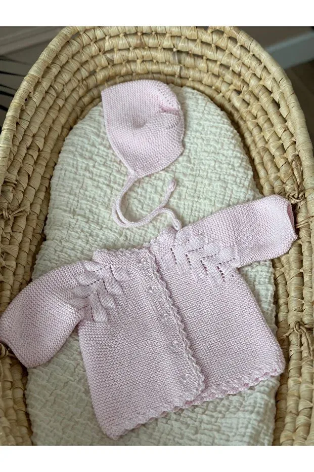 Детский кардиган с ажурным узором и шапочка, комплект Knitwear openwork baby cardigan and hat set - hand knitted Florijee, Pink