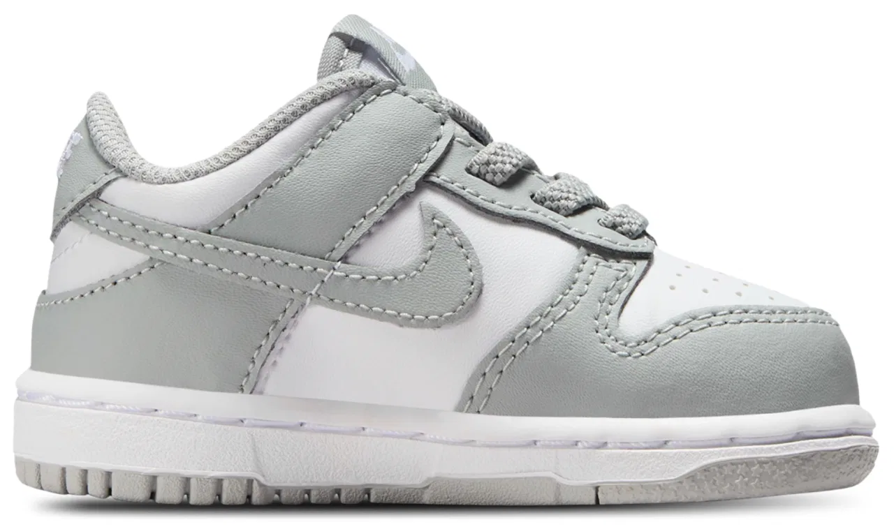 Кроссовки для мальчиков Dunk Low Nike, цвет White/Light Smoke Grey/White